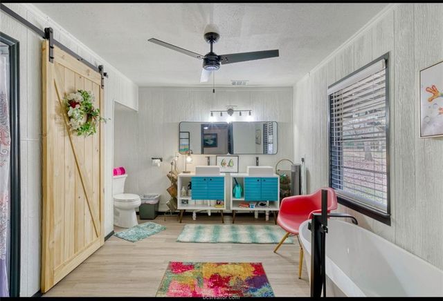 10967 Clyde Acord Road, Franklin, TX 77856