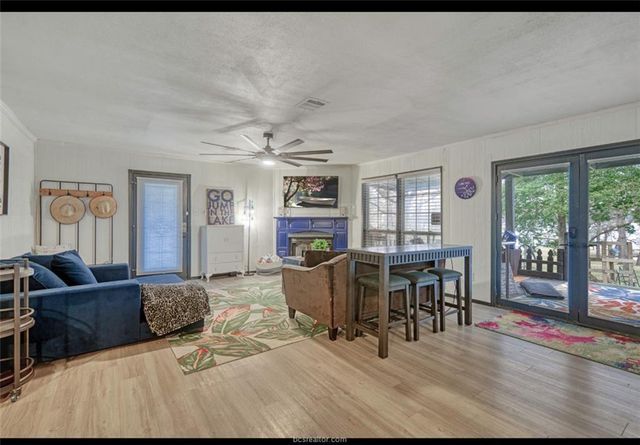 10967 Clyde Acord Road, Franklin, TX 77856