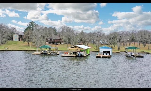 10967 Clyde Acord Road, Franklin, TX 77856