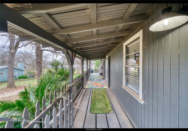 10967 Clyde Acord Road, Franklin, TX 77856