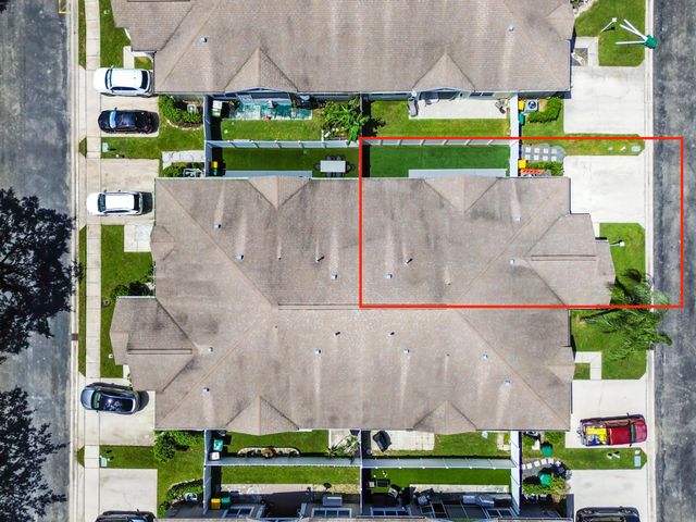 5871 Kelsey Lane, Tamarac, FL 33321