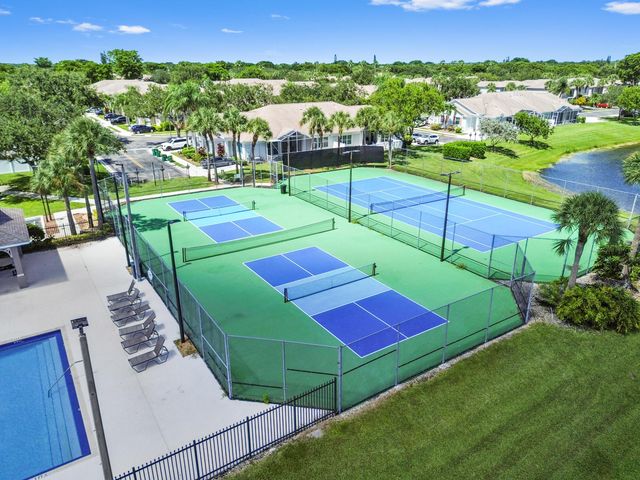 5871 Kelsey Lane, Tamarac, FL 33321