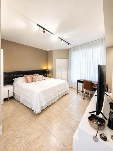 185 SW 7th Street 1505, Miami, FL 33130