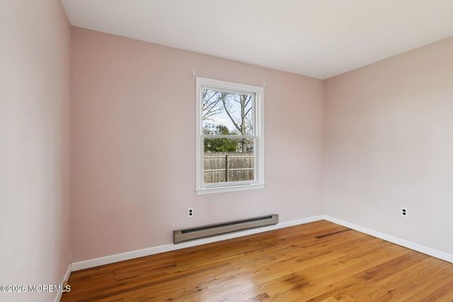 229 Point Pleasant Avenue, Bayville, NJ 08721