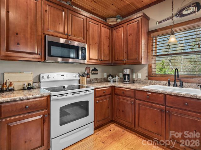 308 North Coast Drive, Mill Spring, NC 28756