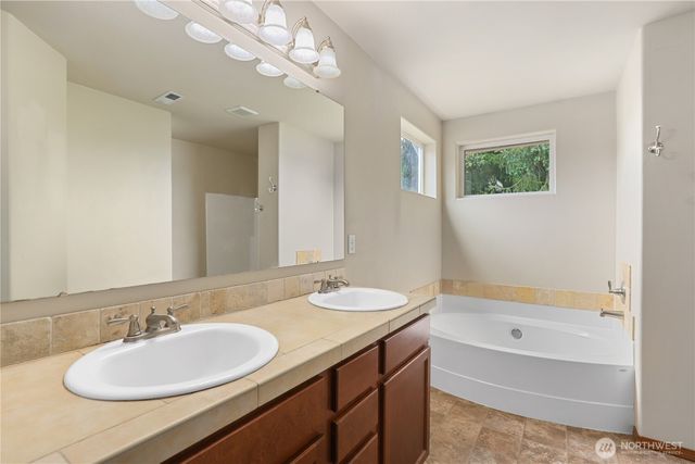 1721 203rd Street Ct E, Spanaway, WA 98387