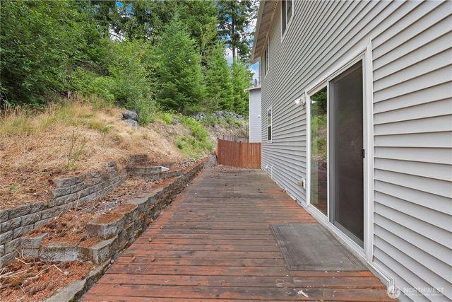 1721 203rd Street Ct E, Spanaway, WA 98387