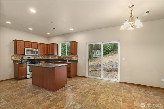 1721 203rd Street Ct E, Spanaway, WA 98387