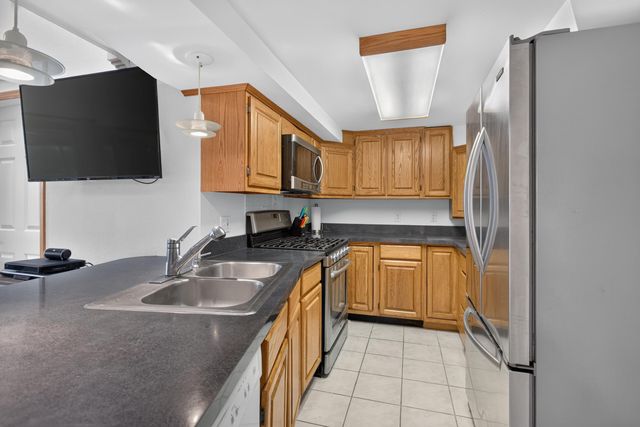 14384 Zimmerman Drive, Hudson, MI 49247
