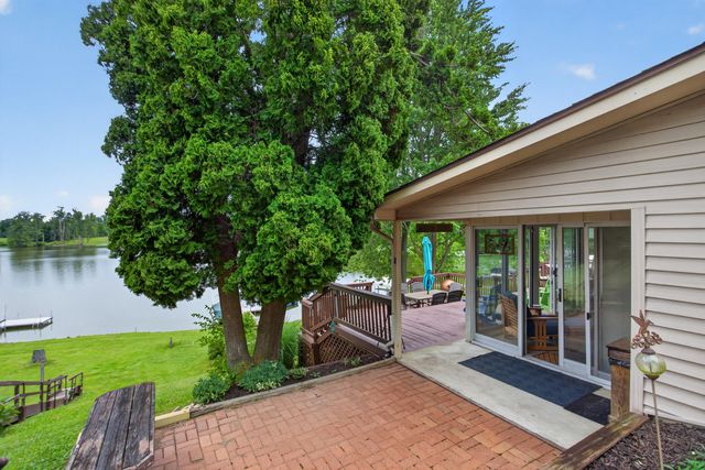 14384 Zimmerman Drive, Hudson, MI 49247