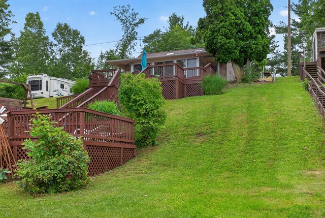 14384 Zimmerman Drive, Hudson, MI 49247