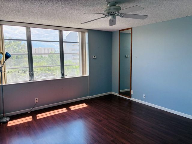 7011 Environ Boulevard 412, Lauderhill, FL 33319