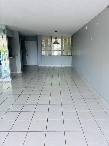 7011 Environ Boulevard 412, Lauderhill, FL 33319