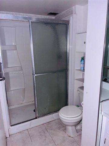 7011 Environ Boulevard 412, Lauderhill, FL 33319
