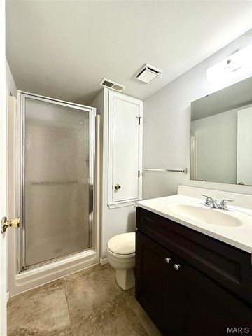 9439 Green Park Gardens C, Green Park, MO 63123