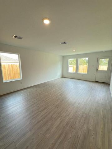 21026 Newberry Grove Lane, Humble, TX 77338