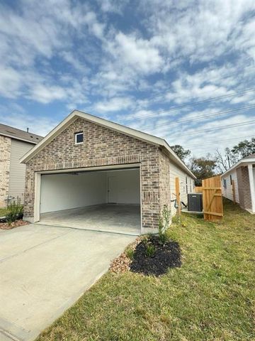 21026 Newberry Grove Lane, Humble, TX 77338