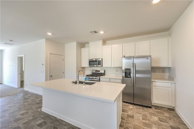 5722 Old Pine Street, North Las Vegas, NV 89081
