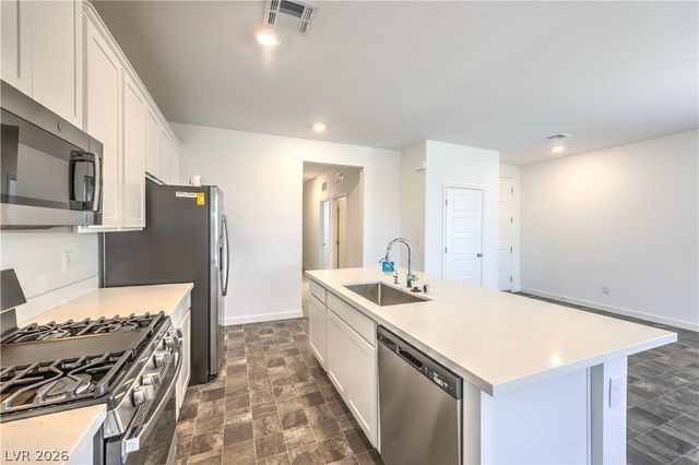 5722 Old Pine Street, North Las Vegas, NV 89081