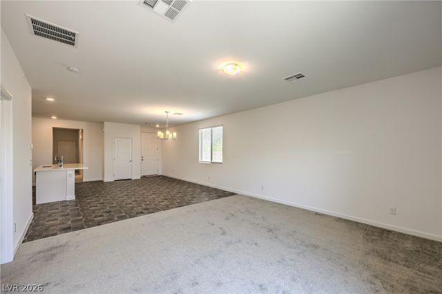 5722 Old Pine Street, North Las Vegas, NV 89081