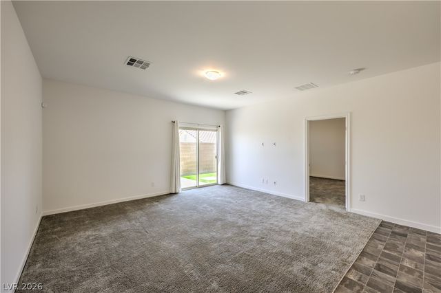 5722 Old Pine Street, North Las Vegas, NV 89081