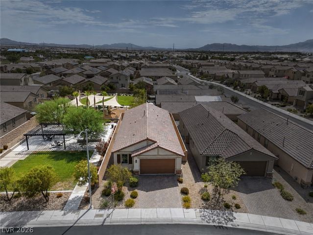 5722 Old Pine Street, North Las Vegas, NV 89081