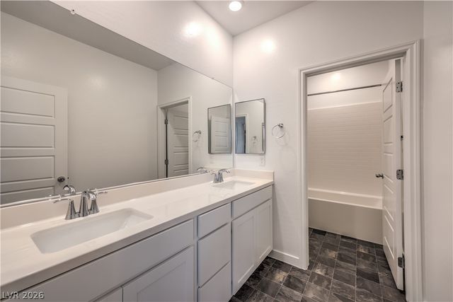 5722 Old Pine Street, North Las Vegas, NV 89081