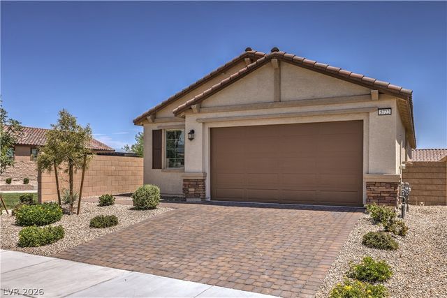 5722 Old Pine Street, North Las Vegas, NV 89081