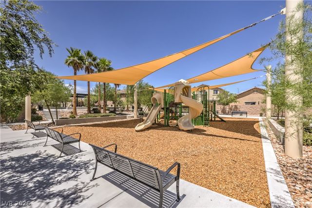 5722 Old Pine Street, North Las Vegas, NV 89081
