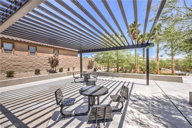 5722 Old Pine Street, North Las Vegas, NV 89081