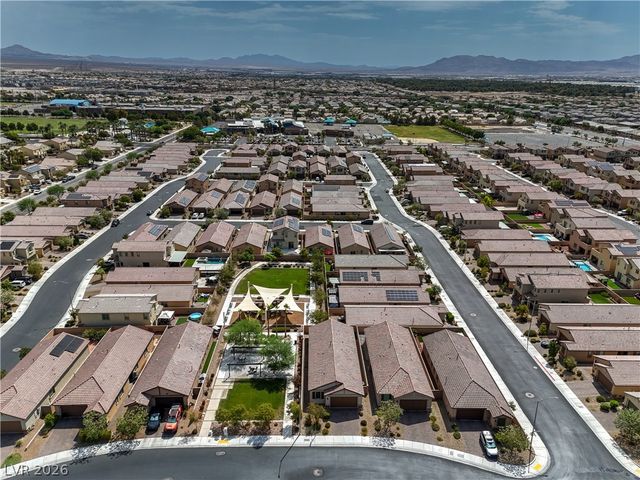 5722 Old Pine Street, North Las Vegas, NV 89081