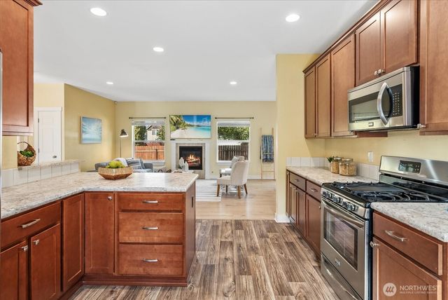 2337 SE Plymouth Way, Port Orchard, WA 98366