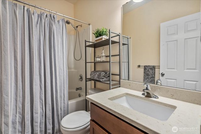 2337 SE Plymouth Way, Port Orchard, WA 98366