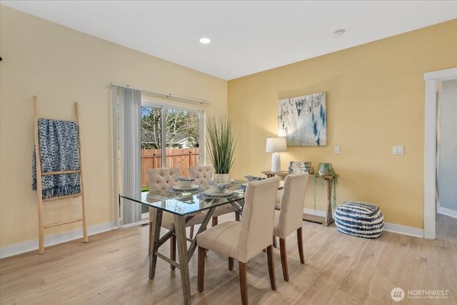 2337 SE Plymouth Way, Port Orchard, WA 98366