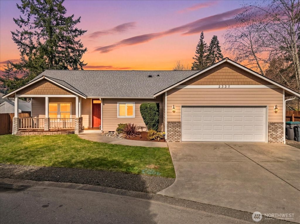 2337 SE Plymouth Way, Port Orchard, WA 98366