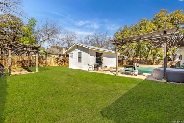 17115 Springhill, San Antonio, TX 78232