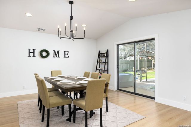 17115 Springhill, San Antonio, TX 78232