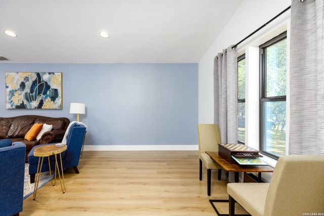 17115 Springhill, San Antonio, TX 78232