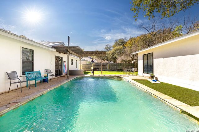 17115 Springhill, San Antonio, TX 78232