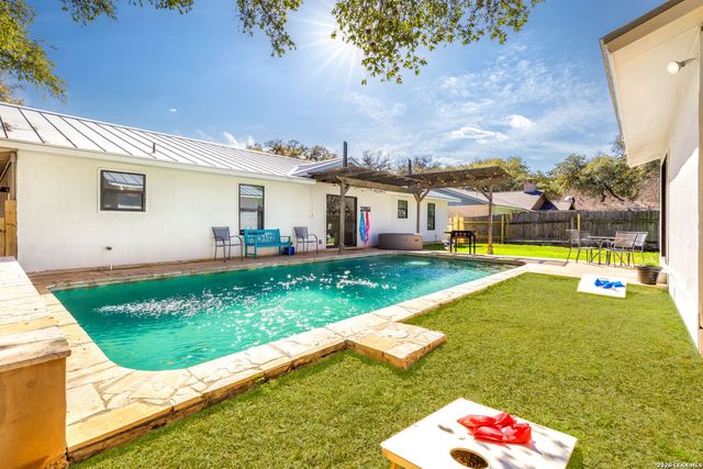 17115 Springhill, San Antonio, TX 78232