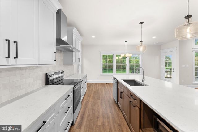 9671 MARLETTE DR, Nokesville, VA 20181