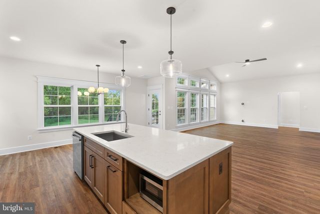 9671 MARLETTE DR, Nokesville, VA 20181