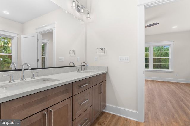 9671 MARLETTE DR, Nokesville, VA 20181