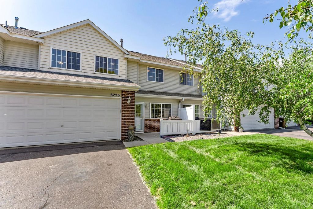 6226 Maclynn Avenue NE, Otsego, MN 55301