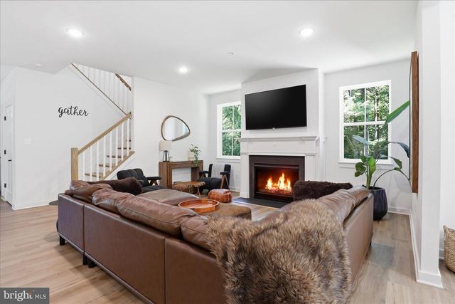 15717 TIERRA DR, Silver Spring, MD 20906