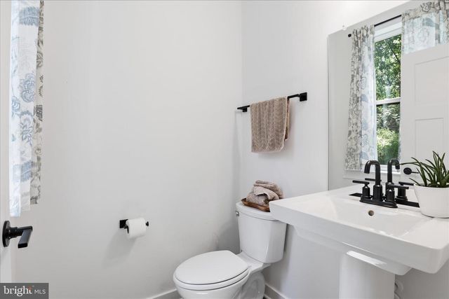 15717 TIERRA DR, Silver Spring, MD 20906