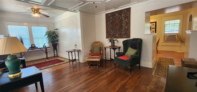 108 S Bonham Street, Mexia, TX 76667