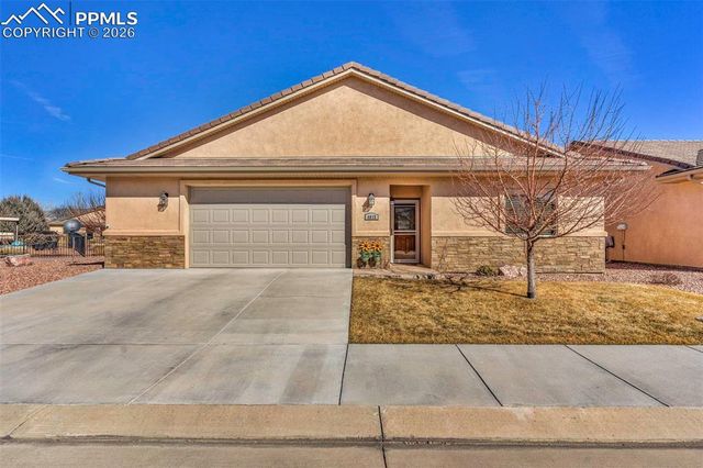 4015 S Cranberry Loop, Canon City, CO 81212