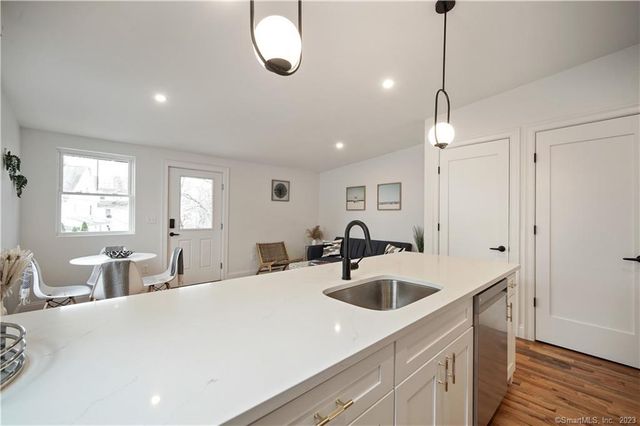 75 Henry Street 3West, Stamford, CT 06902