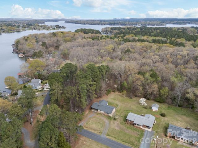 9698 Pine Tree Road 55, Norwood, NC 28128